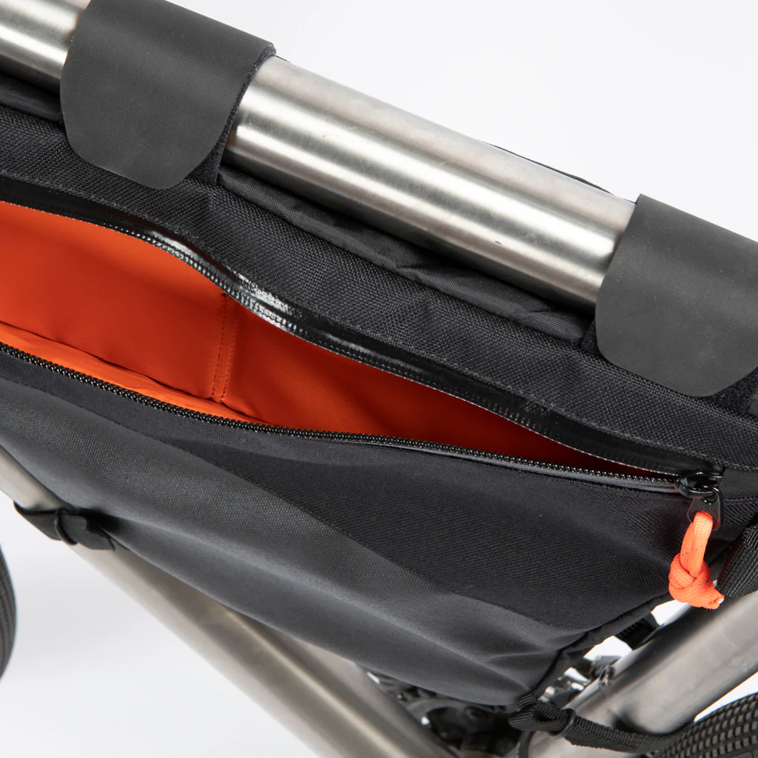 Full Frame Bag - Large (9 Litres) - Image 12