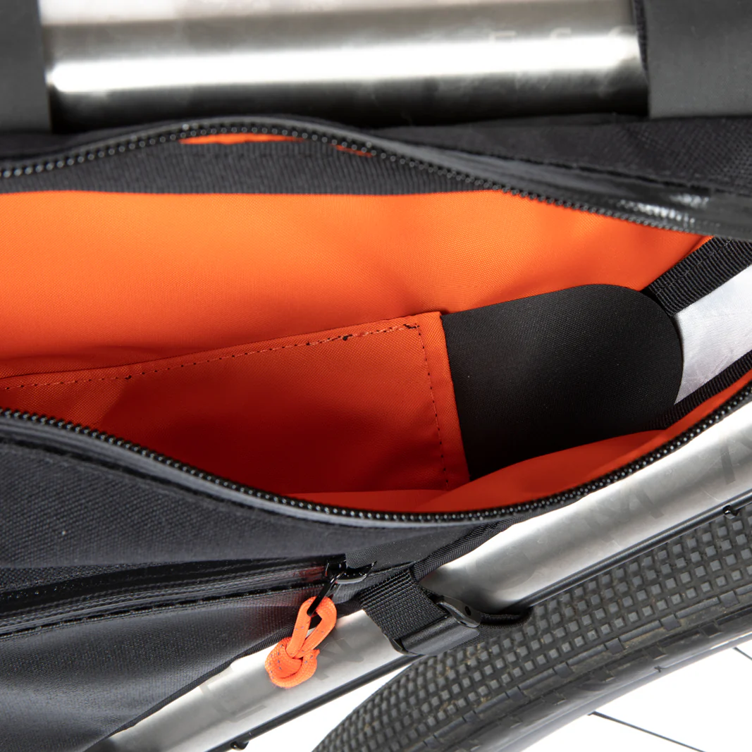 Full Frame Bag - Medium (7.5 Litres) - Image 6