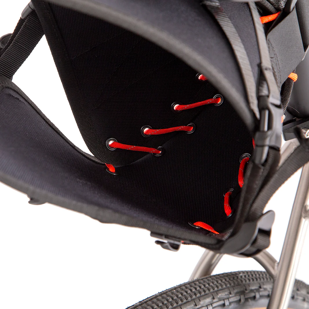 Saddle Bag (8 litres) - Image 17