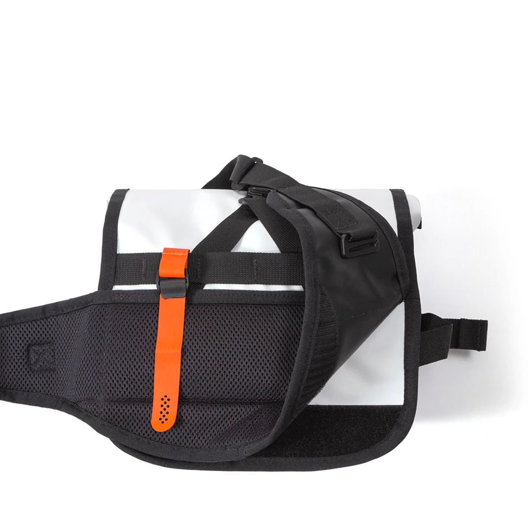 Utility Hip Pack (6 Litres) - Image 17